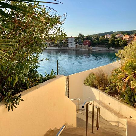 Appartement Coup De Coeur Centre Village Et Plage Climatise 3 Etoiles Terra Cigala Bandol Zewnętrze zdjęcie