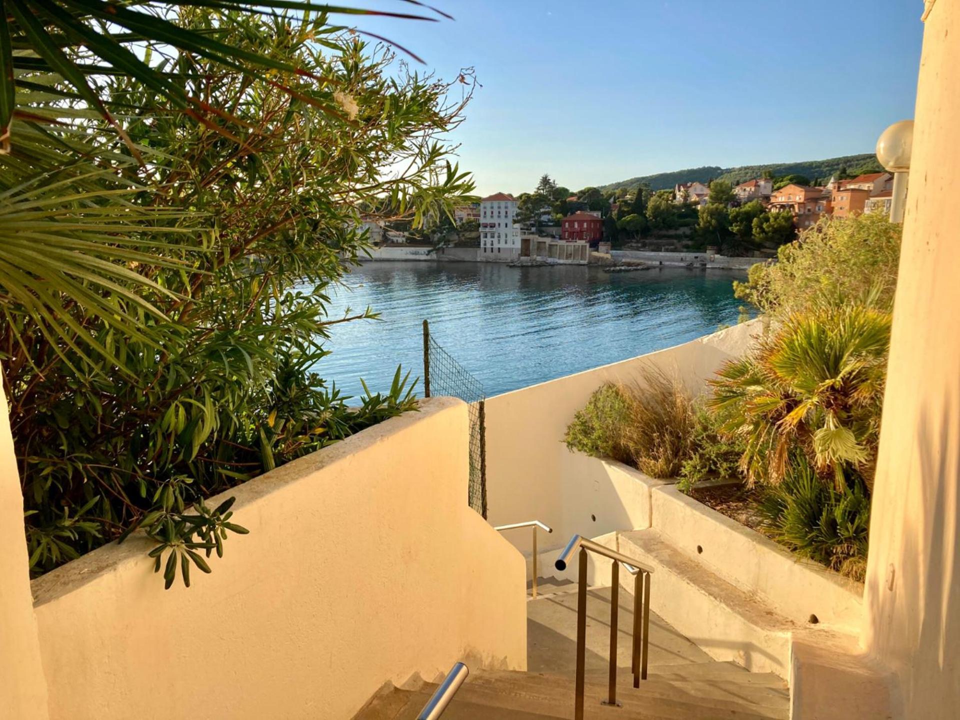 Appartement Coup De Coeur Centre Village Et Plage Climatise 3 Etoiles Terra Cigala Bandol Zewnętrze zdjęcie